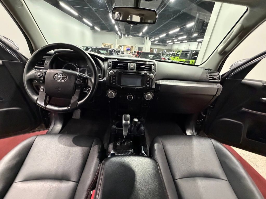 Used 2018 Toyota 4Runner TRD Off-Road Premium AWD/4WD image 44