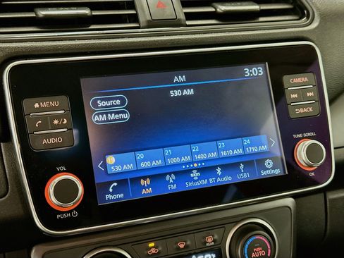 Used 2025 Nissan Leaf S FWD image 21
