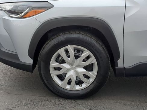 Certified 2025 Toyota Corolla Cross L image 7