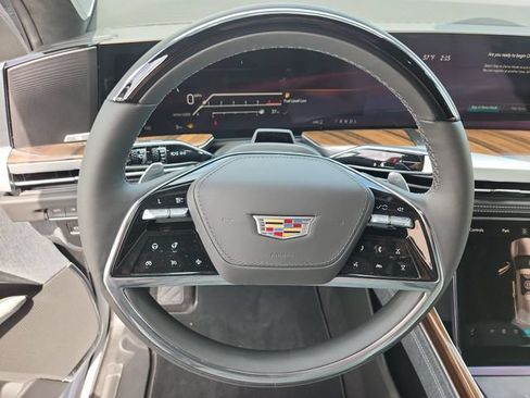 New 2026 Cadillac Escalade ESV Platinum Sport AWD/4WD image 13