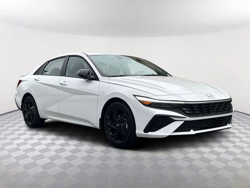 New 2026 Hyundai Elantra Sport FWD image 3