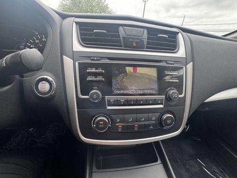 Used 2017 Nissan Altima 2.5 SR FWD image 27