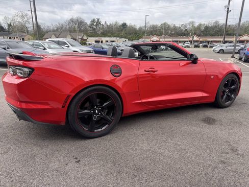 Used 2020 Chevrolet Camaro LT w/ RS Package RWD image 8