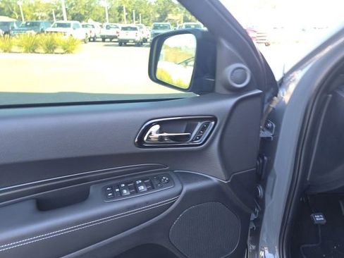 Used 2025 Dodge Durango SRT Hellcat w/ Black Package image 10