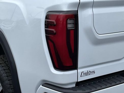New 2026 GMC Sierra 2500 Denali w/ Denali Reserve Package AWD/4WD image 6