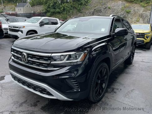 Used 2021 Volkswagen Atlas Cross Sport SEL AWD/4WD image 4