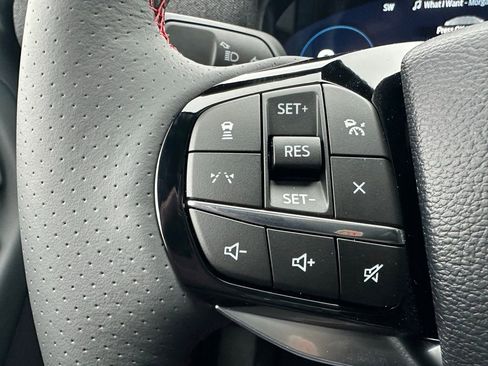 New 2026 Ford Explorer ST-Line w/ ST-Line Street Pack image 34