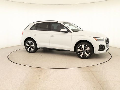 Certified 2023 Audi Q5 2.0T Prestige w/ Prestige Package AWD/4WD image 9