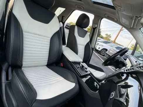 Used 2018 Mercedes-Benz GLE 43 AMG 4MATIC image 22