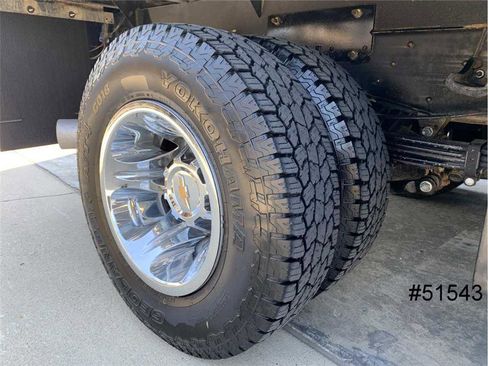 Used 2024 Chevrolet Silverado 3500 LT w/ Convenience Package image 20