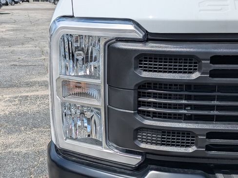 New 2026 Ford F250 XL RWD image 10