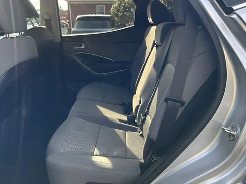 Used 2015 Hyundai Santa Fe Sport image 11