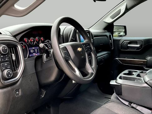 Used 2020 Chevrolet Silverado 1500 LT AWD/4WD image 18