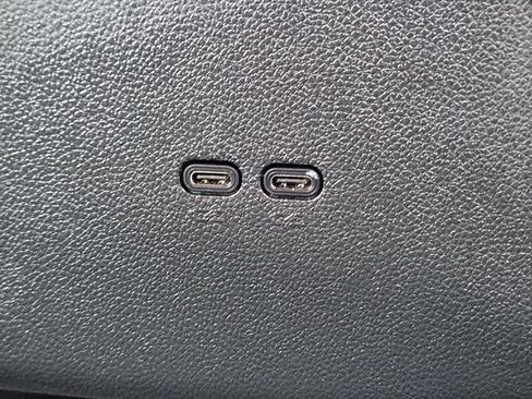 Certified 2026 Chevrolet Equinox EV RS FWD image 24