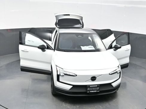 New 2026 Volvo EX30 Plus w/ Protection Package Premier AWD/4WD image 35