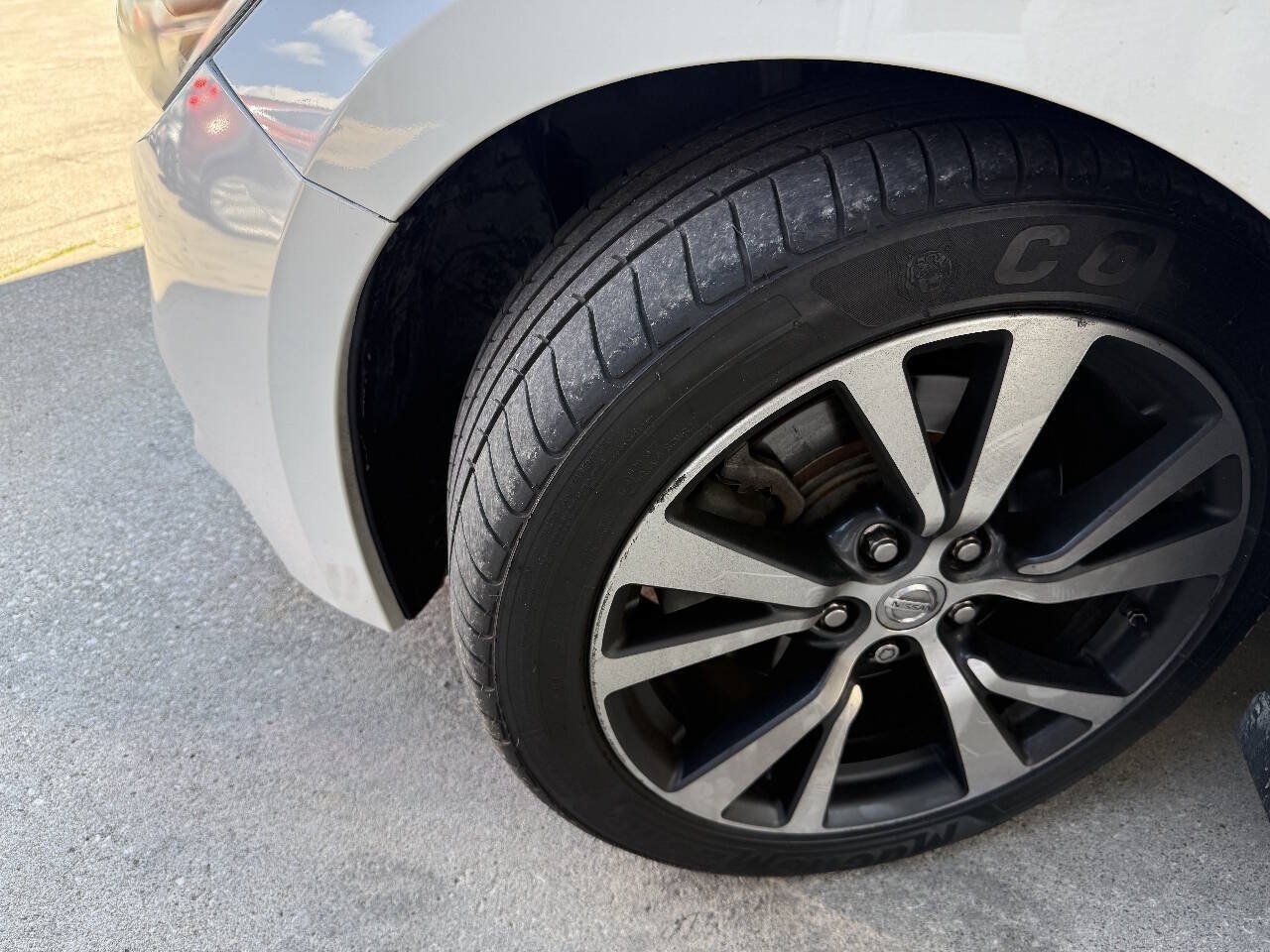Used 2017 Nissan Maxima 3.5 SV FWD image 10