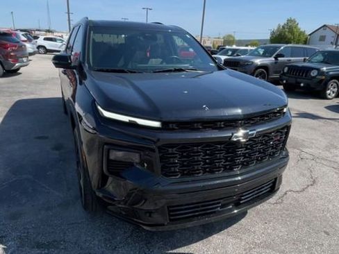 Used 2024 Chevrolet Traverse RS AWD/4WD image 4