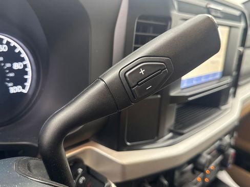 Used 2025 Ford F350 XLT image 39