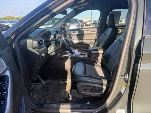 Used 2022 Ford Explorer Timberline w/ Timberline Technology Package AWD/4WD image 15