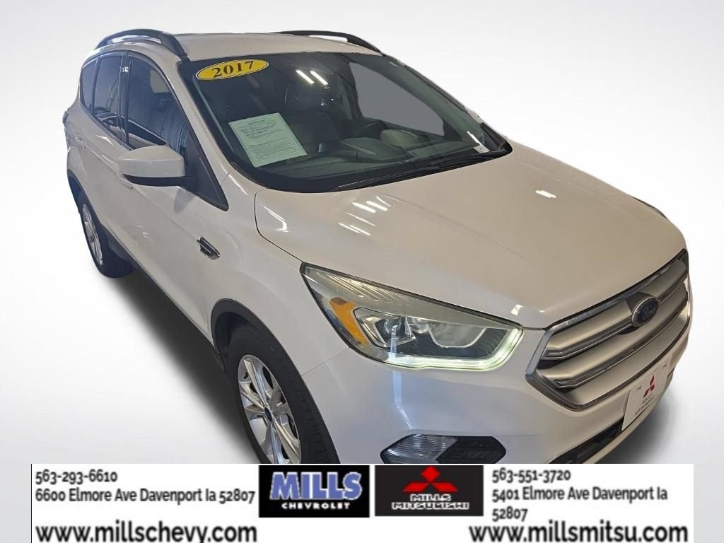 Used 2017 Ford Escape SE w/ SE Leather Comfort Package FWD image 7