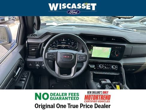 Used 2024 GMC Sierra 1500 AT4 w/ Technology Package image 7