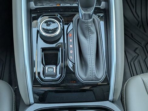 New 2026 Chevrolet Colorado ZR2 w/ ZR2 Bison Edition AWD/4WD image 25