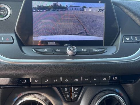 Used 2021 Chevrolet Blazer LT AWD/4WD image 5
