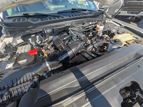 Used 2023 Ford F250 XL w/ XL Chrome Package image 17