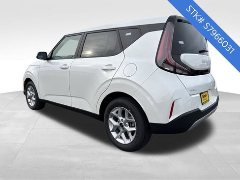 New 2025 Kia Soul LX image 6