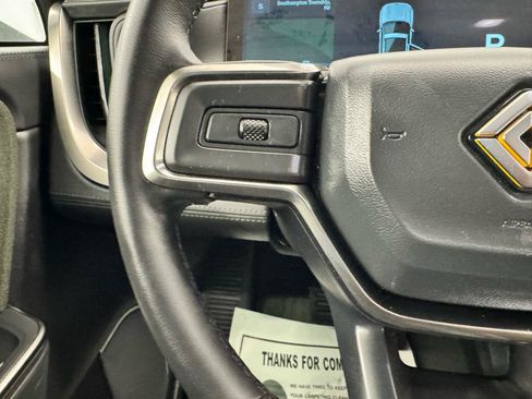 Used 2025 Rivian R1T Adventure AWD/4WD image 19