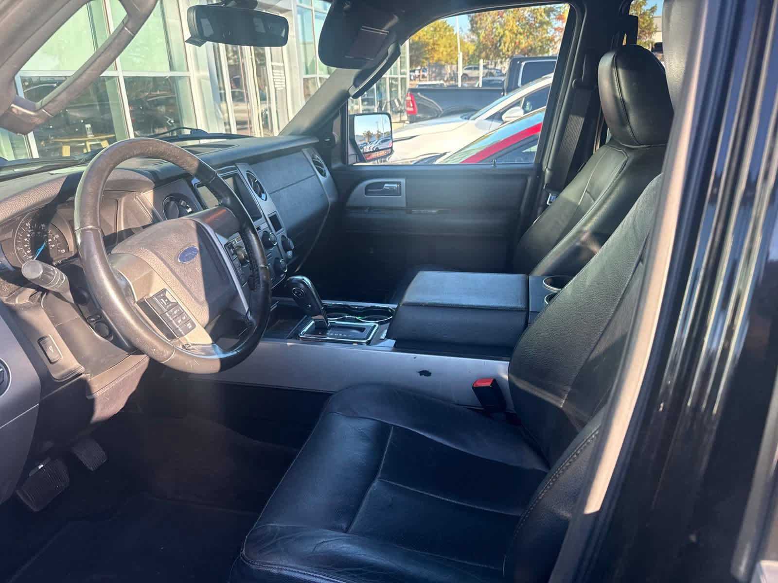 Used 2015 Ford Expedition EL Limited w/ Equipment Group 301A AWD/4WD image 6