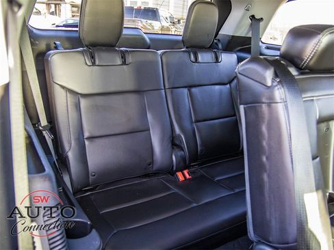 Used 2023 Ford Explorer XLT w/ Equipment Group 202A image 26