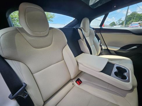 Used 2022 Tesla Model S AWD/4WD image 69