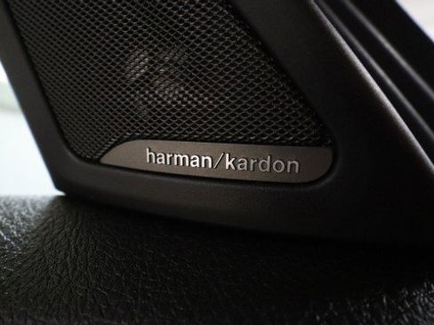 Used 2017 BMW 550i Gran Turismo xDrive image 19