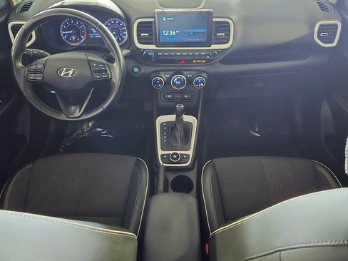 Used 2022 Hyundai Venue Limited w/ Cargo Package FWD image 13