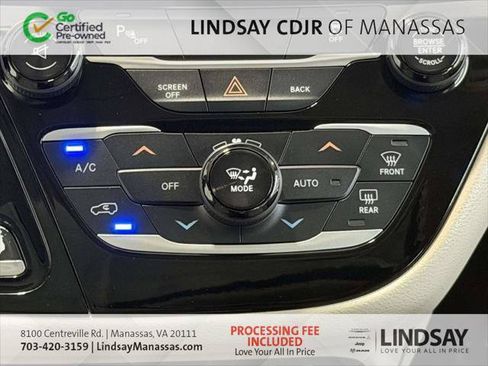 Certified 2017 Chrysler Pacifica Touring-L w/ Tire & Wheel Group FWD image 29