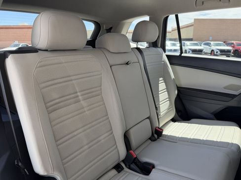 Used 2022 Volkswagen Tiguan S FWD image 37