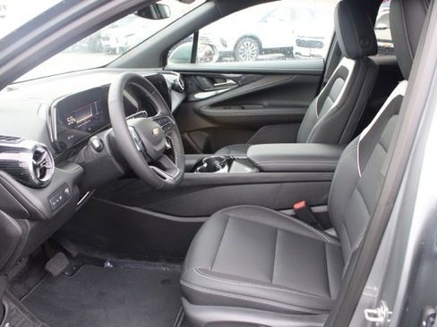 New 2024 Chevrolet Blazer EV LT image 11