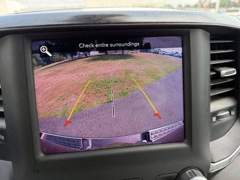 Used 2019 RAM 1500 Big Horn AWD/4WD image 25