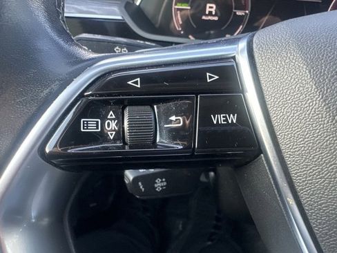 Used 2021 Audi e-tron Premium w/ Towing Package image 18