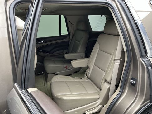 Used 2015 Chevrolet Tahoe LTZ AWD/4WD image 13