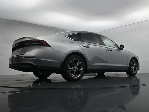 Used 2024 Honda Accord EX image 23