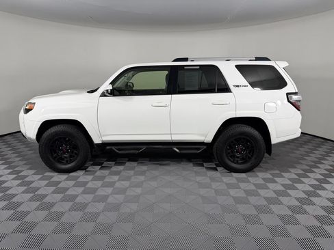 Used 2017 Toyota 4Runner TRD Pro AWD/4WD image 5