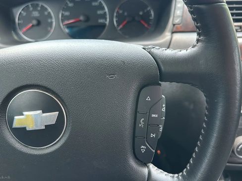 Used 2012 Chevrolet Impala LT FWD image 32