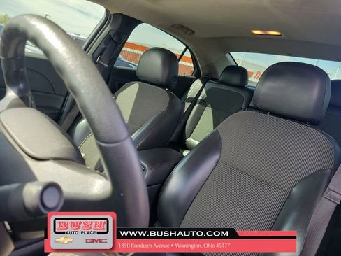 Used 2013 Chevrolet Malibu LT image 17