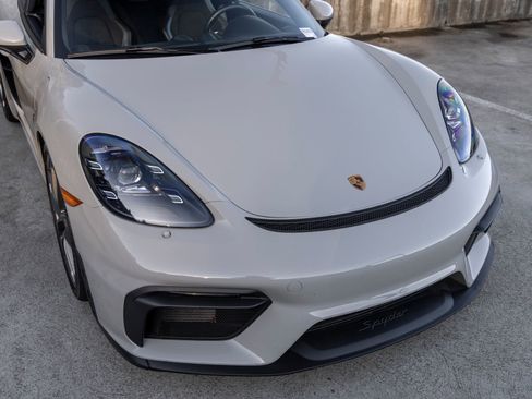 Used 2021 Porsche 718 Boxster Spyder RWD image 15