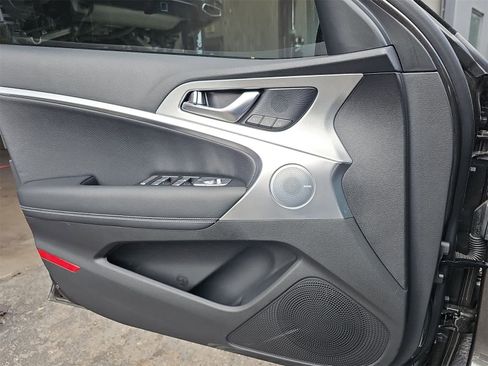 Used 2026 Genesis G70 2.5T Prestige image 28