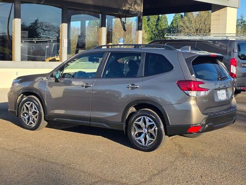 Used 2021 Subaru Forester Premium w/ Popular Package #1 image 34