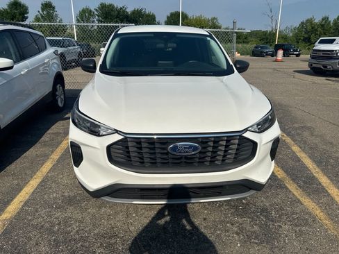 Used 2023 Ford Escape Active AWD/4WD image 29