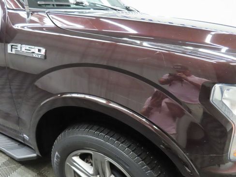 Used 2020 Ford F150 XLT w/ Equipment Group 302A Luxury AWD/4WD image 31